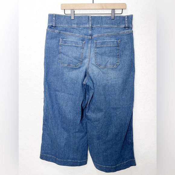 Spanx Everywhere Wide Leg Cropped Denim 20621R Patch Pockets Tummy Control - Picture 3 of 7